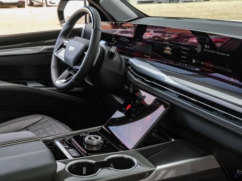 Used 2025 Cadillac Escalade V w/ LPO, Floor Liner Package image 54