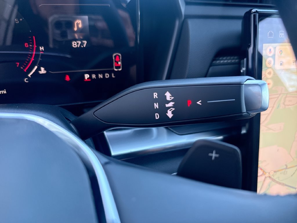 New 2027 GMC Terrain Elevation w/ Elevation Premium Package AWD/4WD image 16