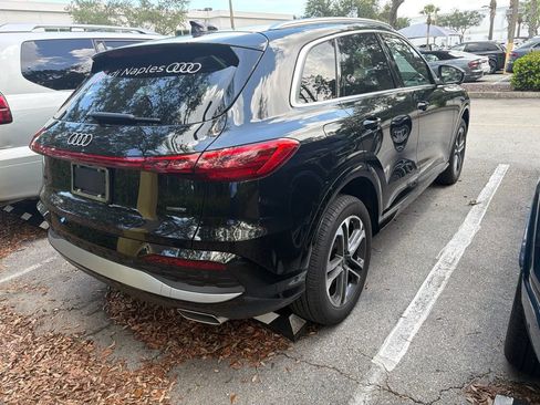 Certified 2025 Audi Q5 Premium w/ Convenience Package AWD/4WD image 4