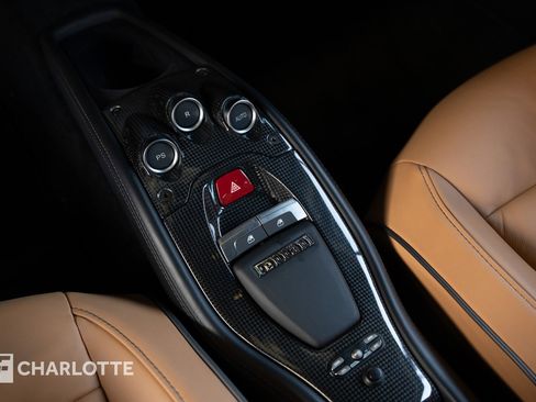 Used 2010 Ferrari 458 Italia Coupe image 28