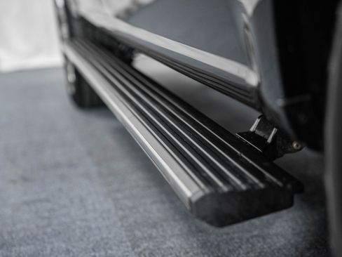 Certified 2022 Ford F150 Platinum w/ FX4 Off-Road Package image 18