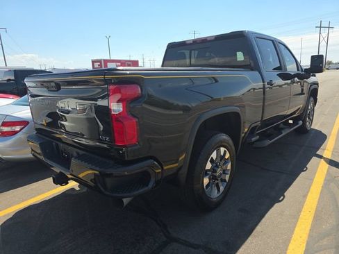Used 2021 Chevrolet Silverado 2500 LTZ w/ Carhartt Edition AWD/4WD image 3