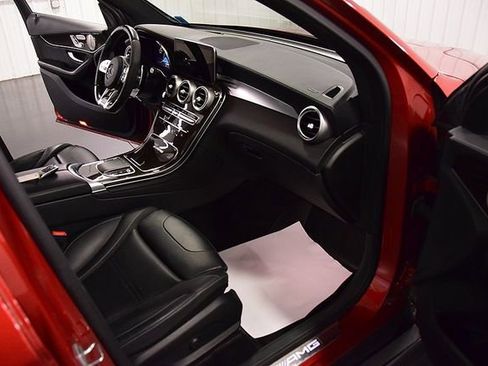 Used 2021 Mercedes-Benz GLC 63 AMG 4MATIC image 29