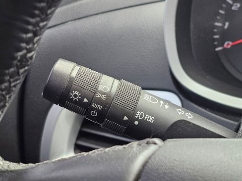 Used 2015 Chevrolet Equinox LT image 38