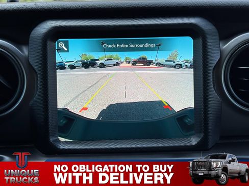 Used 2021 Jeep Gladiator Willys image 42