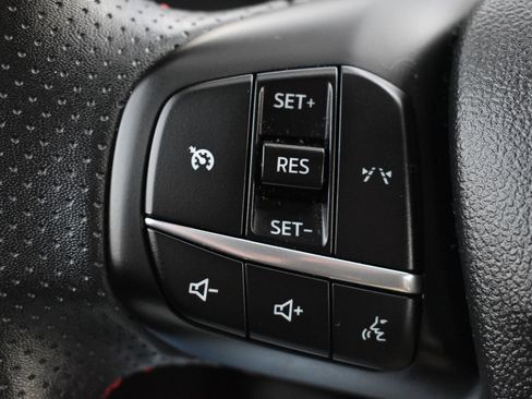 Used 2025 Ford Escape ST-Line image 18