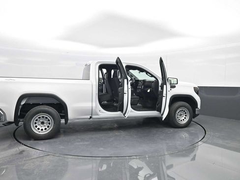 New 2026 GMC Sierra 1500 Pro w/ Pro Value Package image 39