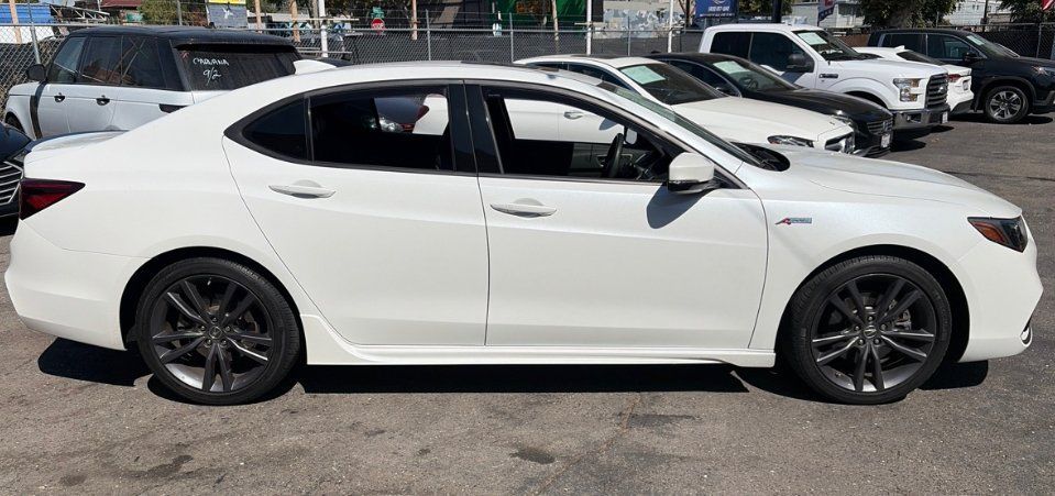 Used 2019 Acura TLX w/ Technology & A-SPEC Package FWD image 4
