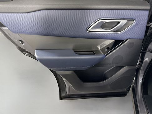 Used 2020 Land Rover Range Rover Velar S image 26