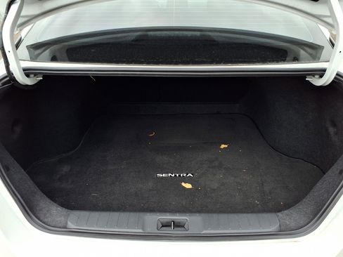 Used 2025 Nissan Sentra SV image 25