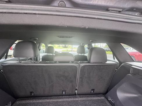 Used 2021 Volkswagen Atlas Cross Sport SE image 22