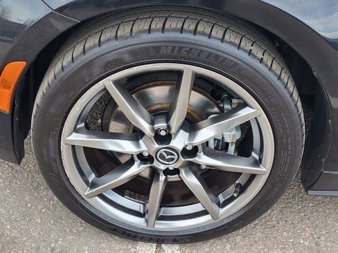 Used 2021 MAZDA MX-5 Miata RF Grand Touring image 10
