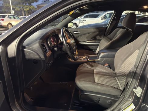 Used 2023 Dodge Charger SXT image 24