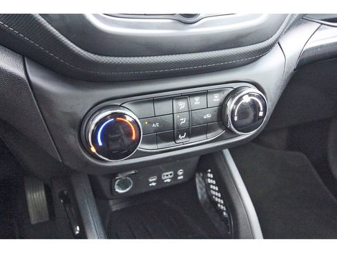 Used 2023 Chevrolet TrailBlazer LS image 24