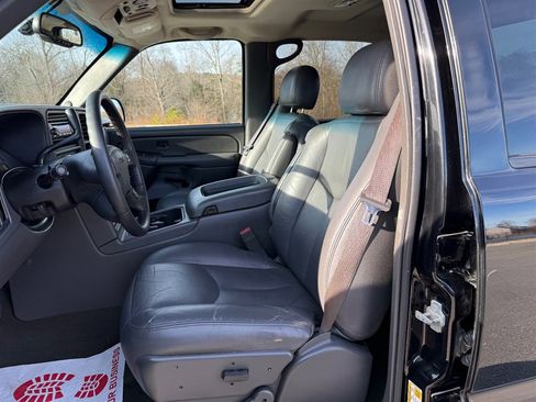 Used 2007 GMC Sierra 1500 SLE w/ Sierra Special Edition image 14