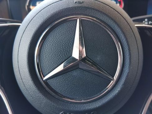 Used 2025 Mercedes-Benz G 550 image 35