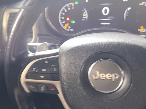 Used 2016 Jeep Grand Cherokee Limited AWD/4WD image 19