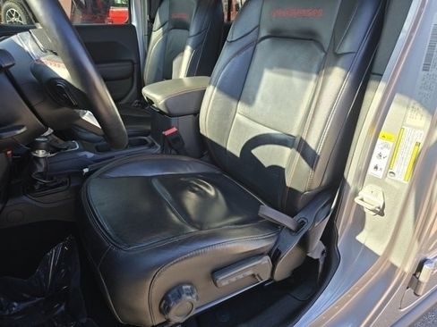 Used 2020 Jeep Gladiator Rubicon image 5