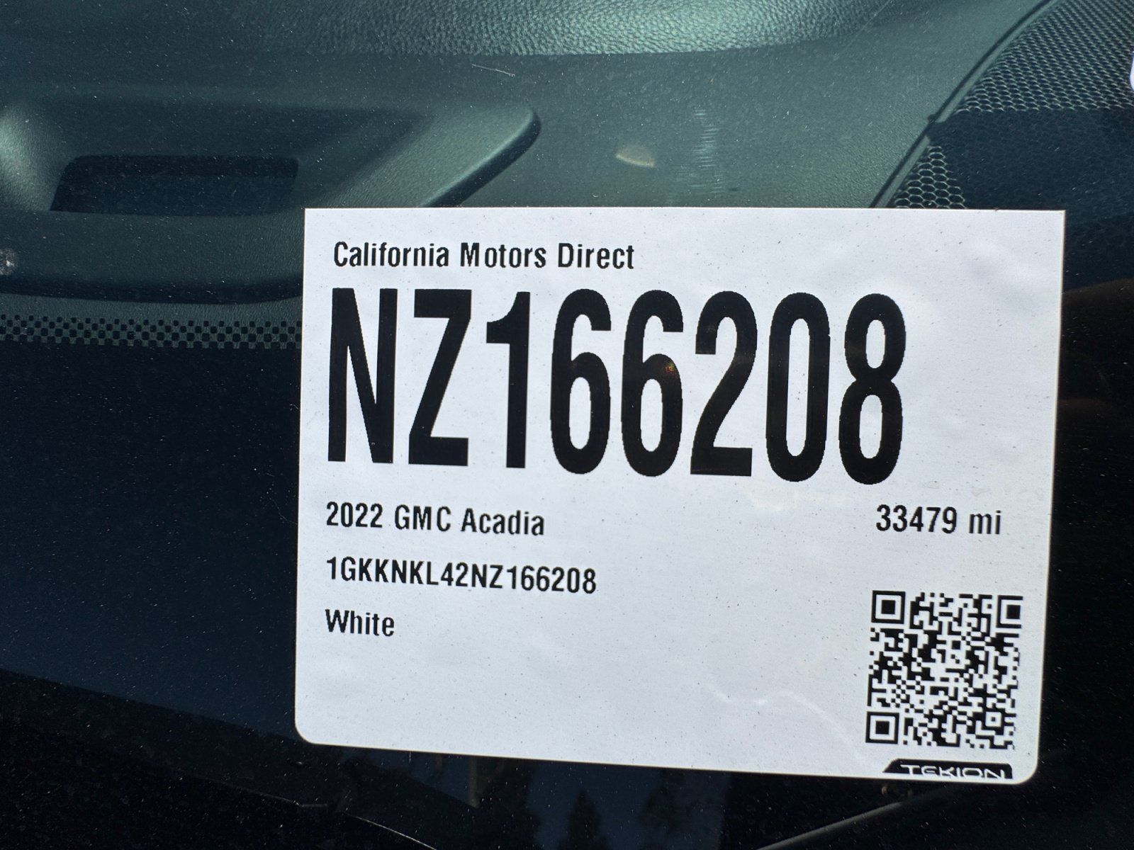 Used 2022 GMC Acadia SLE FWD image 17