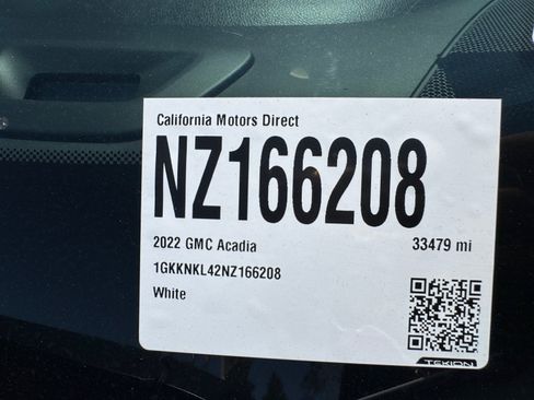 Used 2022 GMC Acadia SLE FWD image 17