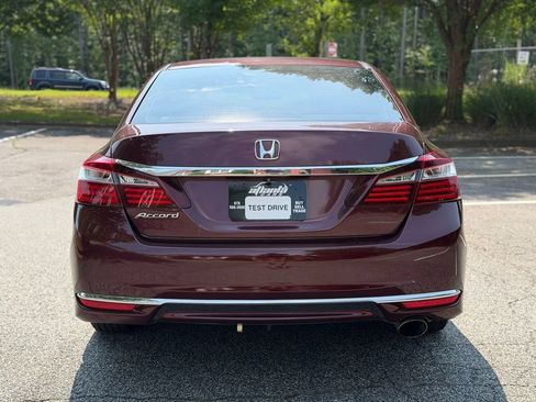 Used 2016 Honda Accord LX image 3