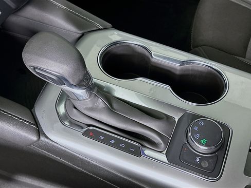 Used 2025 Chevrolet Blazer LT image 24