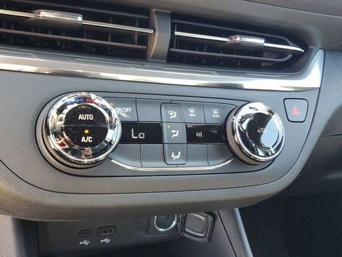 New 2026 Buick Envista Preferred image 22