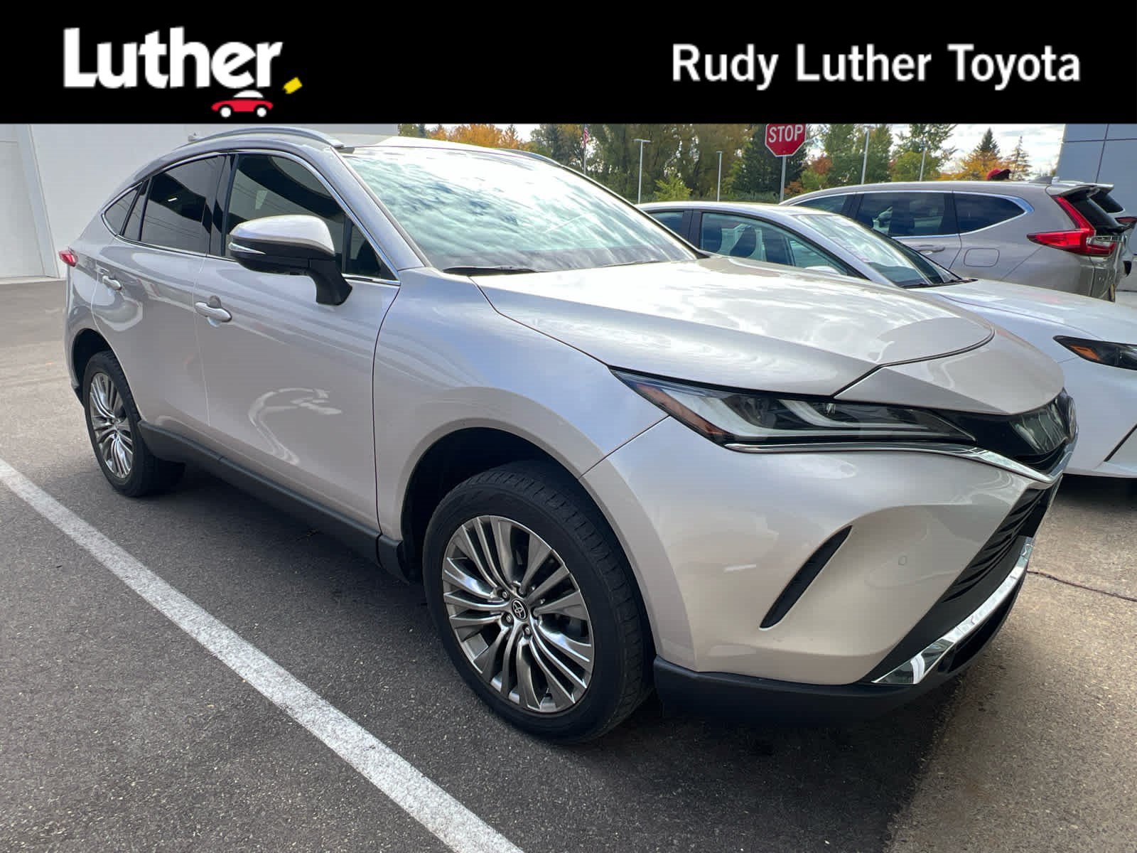 Used 2022 Toyota Venza Limited AWD/4WD image 1