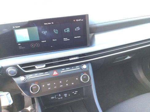 Used 2025 Hyundai Sonata SEL image 17