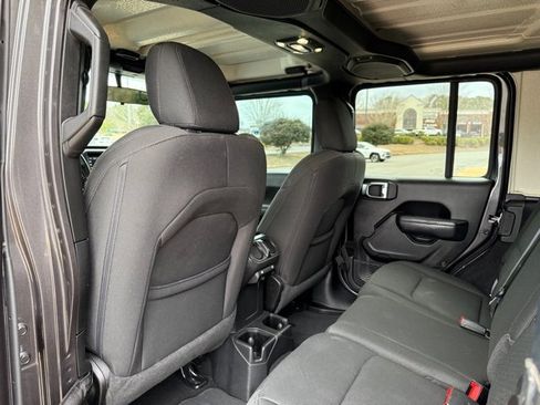 Certified 2021 Jeep Wrangler Unlimited Sport image 28