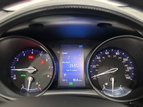 Used 2018 Toyota C-HR XLE image 12