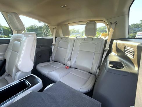 Used 2023 Lincoln Aviator Reserve w/ Equipment Group 201A AWD/4WD image 23