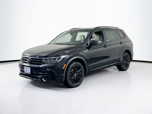Used 2022 Volkswagen Tiguan SE R-Line AWD/4WD image 1