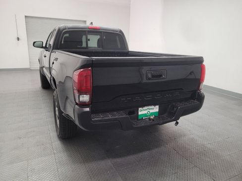Used 2020 Toyota Tacoma SR w/ SR Convenience Package RWD image 6