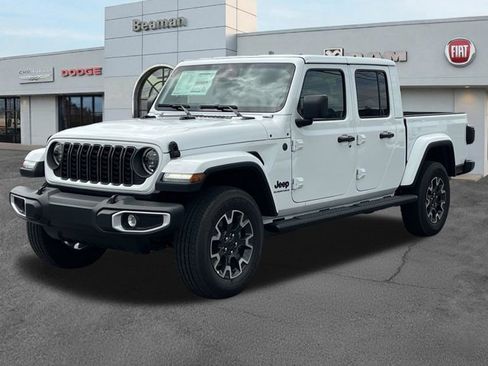 New 2026 Jeep Gladiator Sport AWD/4WD image 3