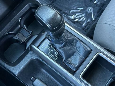 Used 2022 Toyota Tacoma SR5 image 23