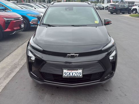 Used 2023 Chevrolet Bolt EUV LT w/ Convenience Package FWD image 7