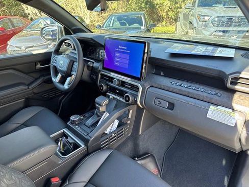 Certified 2025 Toyota Tacoma Limited image 20