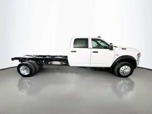 New 2026 RAM 5500 Tradesman AWD/4WD image 8
