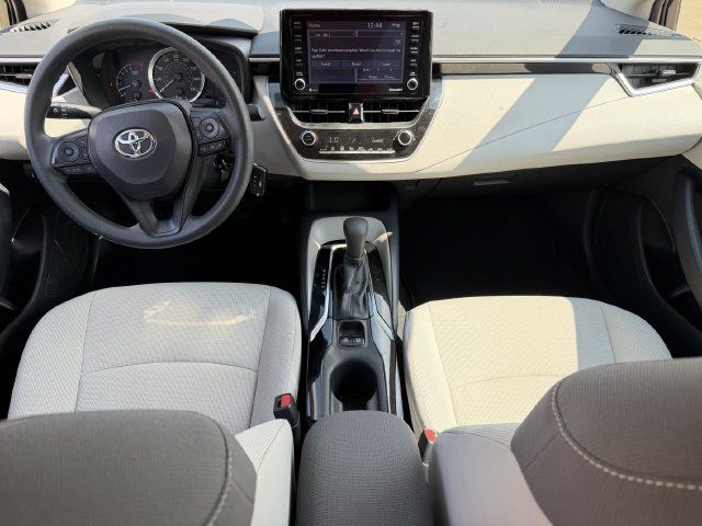 Used 2022 Toyota Corolla LE w/ Carpet Mat Package (TMS) FWD image 10
