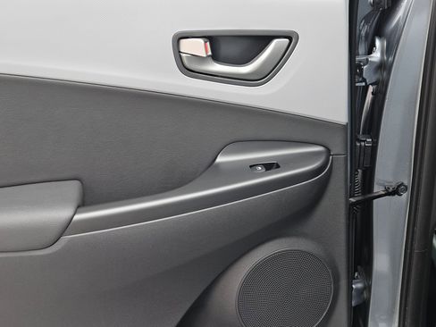 Used 2021 Hyundai Kona Ultimate w/ Cargo Package image 24