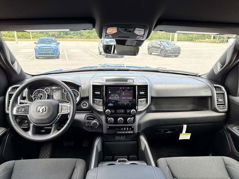 New 2026 RAM 1500 Big Horn AWD/4WD image 12