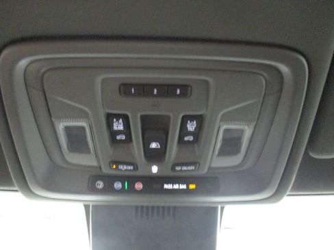 New 2026 GMC Sierra 1500 Denali w/ Denali Reserve Package image 39