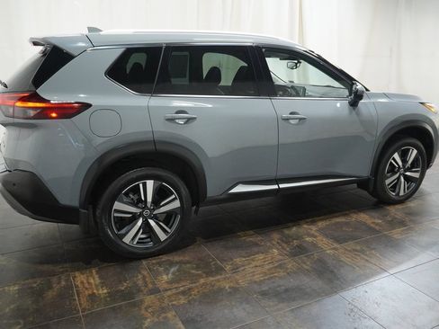 Used 2021 Nissan Rogue SL w/ Premium Package image 4