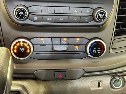 New 2025 Ford Transit 250 148 Medium Roof w/ Load Area Protection Package image 14