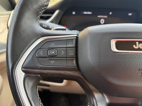 Certified 2022 Jeep Grand Cherokee L Limited image 22