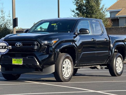 Used 2025 Toyota Tacoma SR image 14