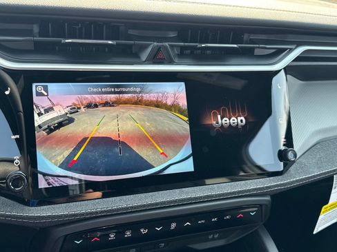 New 2026 Jeep Cherokee Laredo AWD/4WD image 30