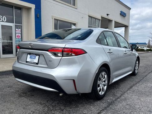 Used 2021 Toyota Corolla LE image 16
