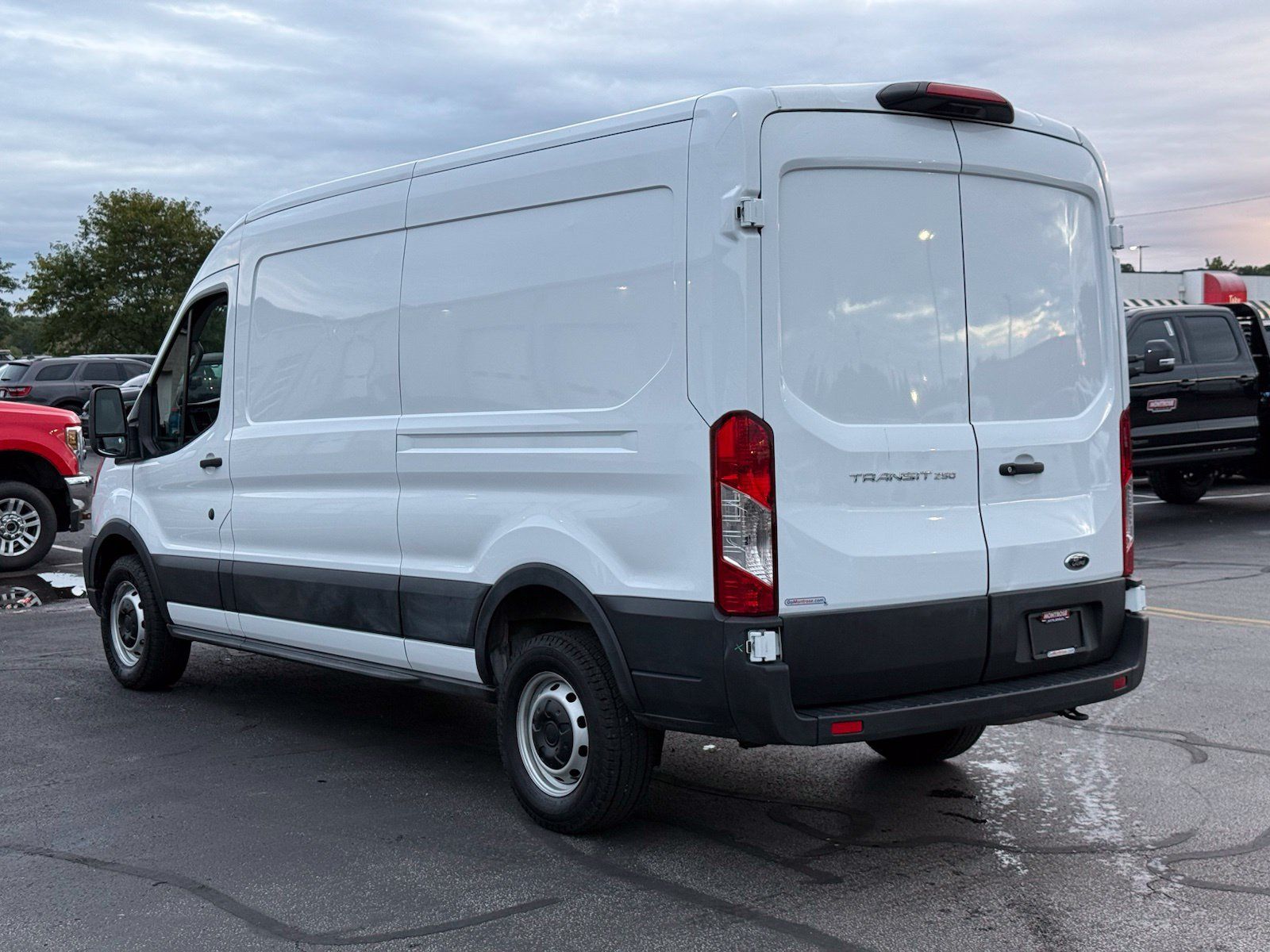 Used 2025 Ford Transit 250 148 Medium Roof RWD image 6